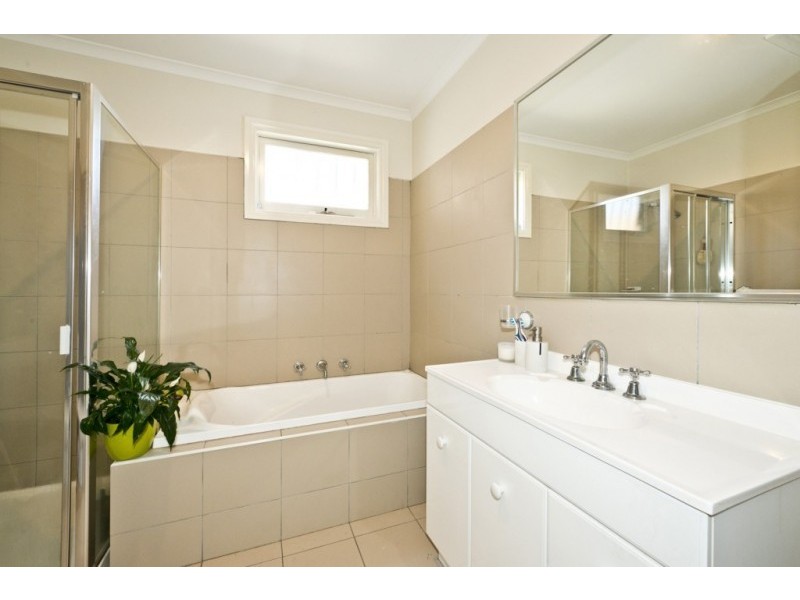 3/183 Porter Road, Heidelberg Heights VIC 3081