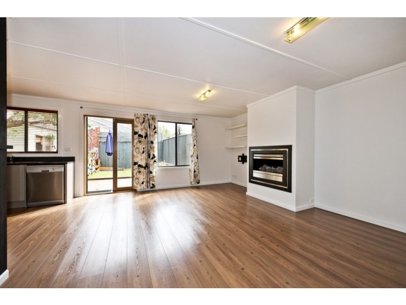 11a Cypress Street, Heidelberg West VIC 3081