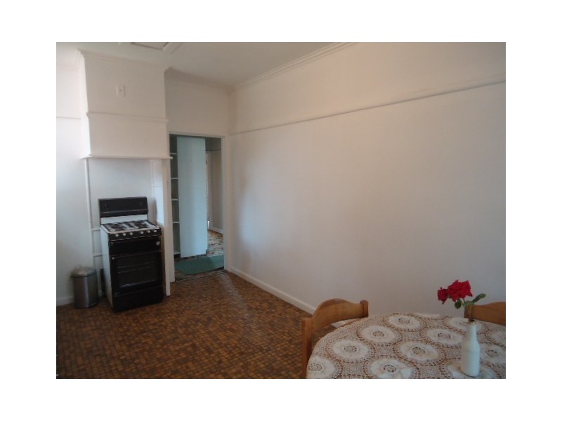 8 Borneo Court, Heidelberg West VIC 3081