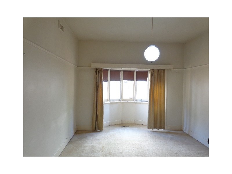 1/136 Victoria Road, Northcote VIC 3070