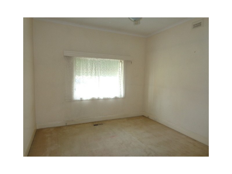 1/136 Victoria Road, Northcote VIC 3070