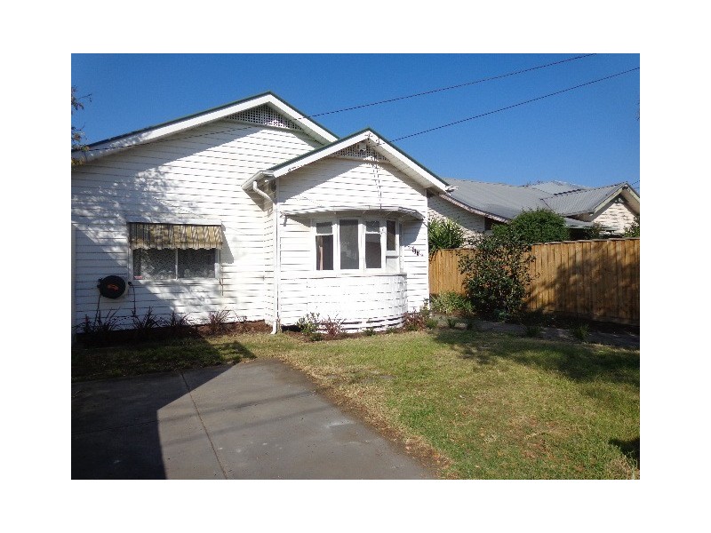 1/136 Victoria Road, Northcote VIC 3070