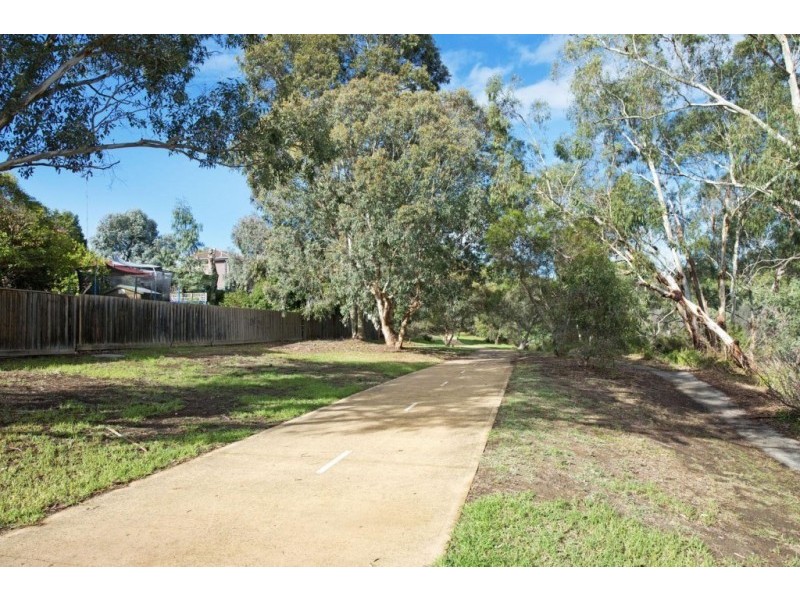 41 Warriparri Crescent, Greensborough VIC 3088