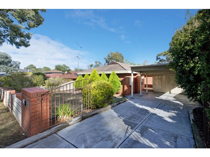 41 Warriparri Crescent, Greensborough VIC 3088