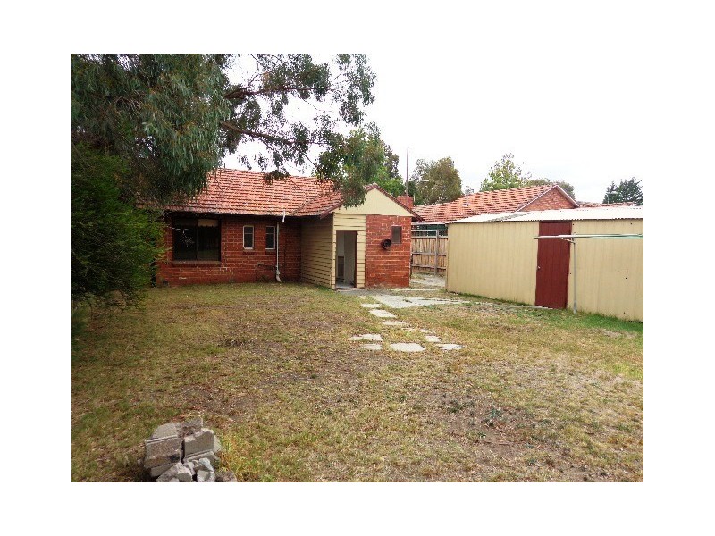 26 Shelley Street, Heidelberg Heights VIC 3081