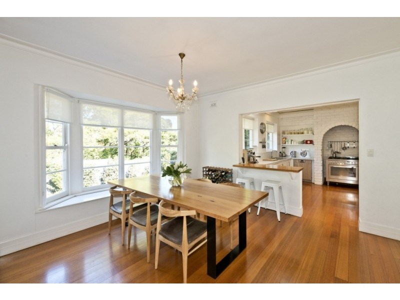 20B Outlook Drive, Eaglemont VIC 3084