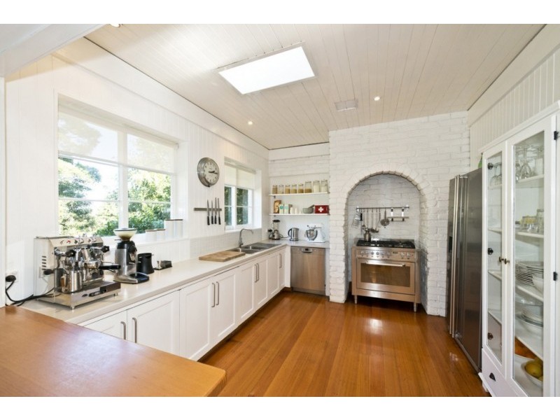 20B Outlook Drive, Eaglemont VIC 3084