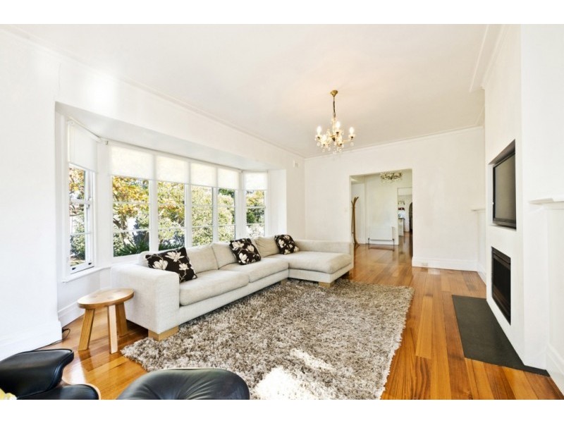 20B Outlook Drive, Eaglemont VIC 3084