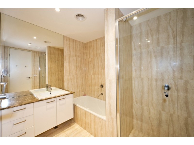 207/3 Kiernan Avenue, Ivanhoe VIC 3079