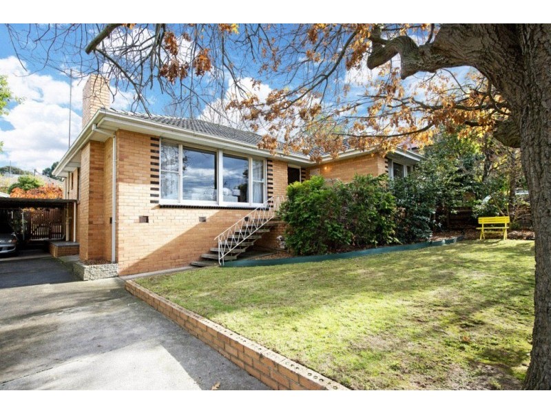 17 Oakhurst Avenue, Heidelberg VIC 3084