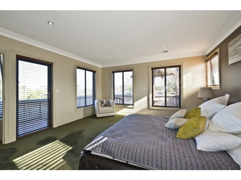 3 Candlebark Court, Heidelberg VIC 3084