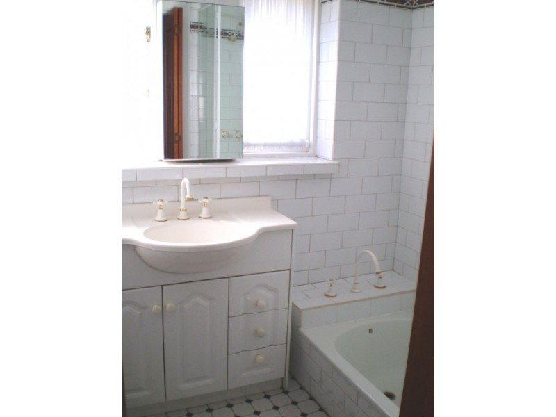 153 Locksley Road, Eaglemont VIC 3084