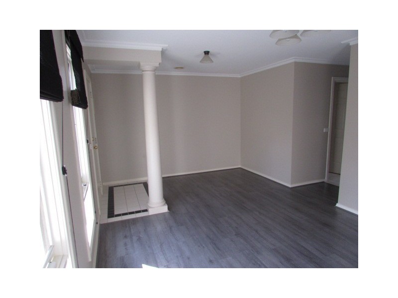 4/121 Waterdale Road, Ivanhoe VIC 3079