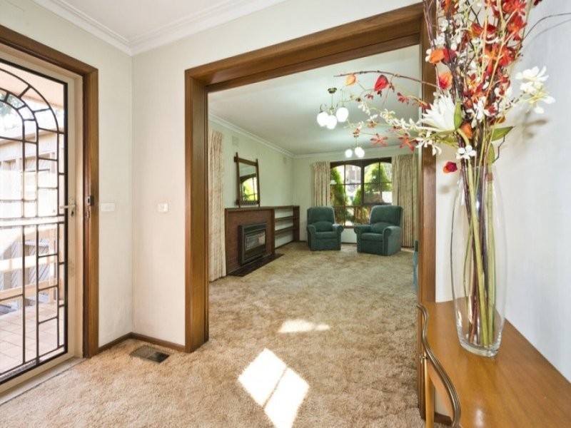 41 Warriparri Crescent, Greensborough VIC 3088