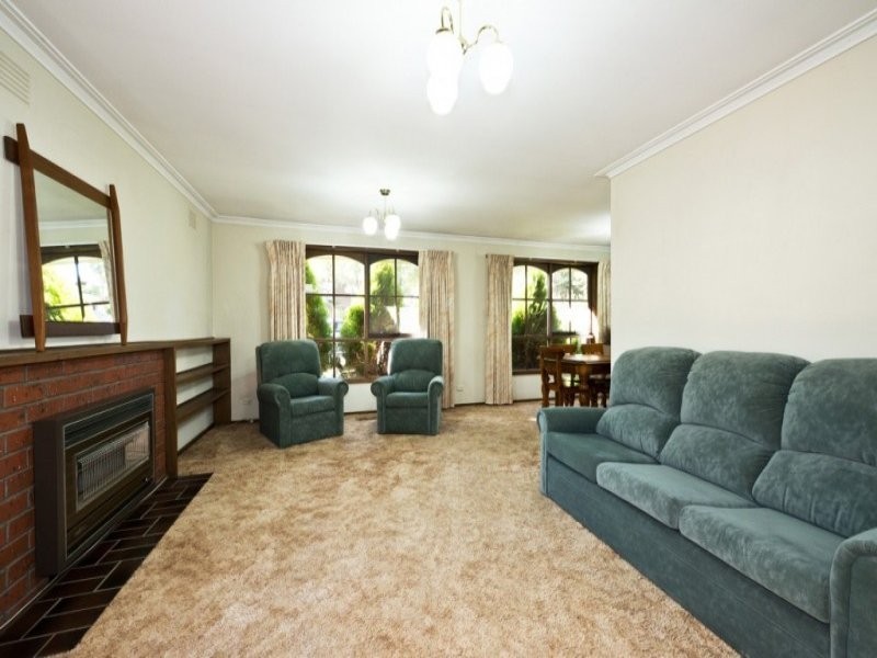 41 Warriparri Crescent, Greensborough VIC 3088