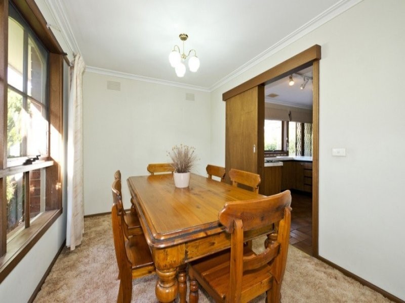 41 Warriparri Crescent, Greensborough VIC 3088