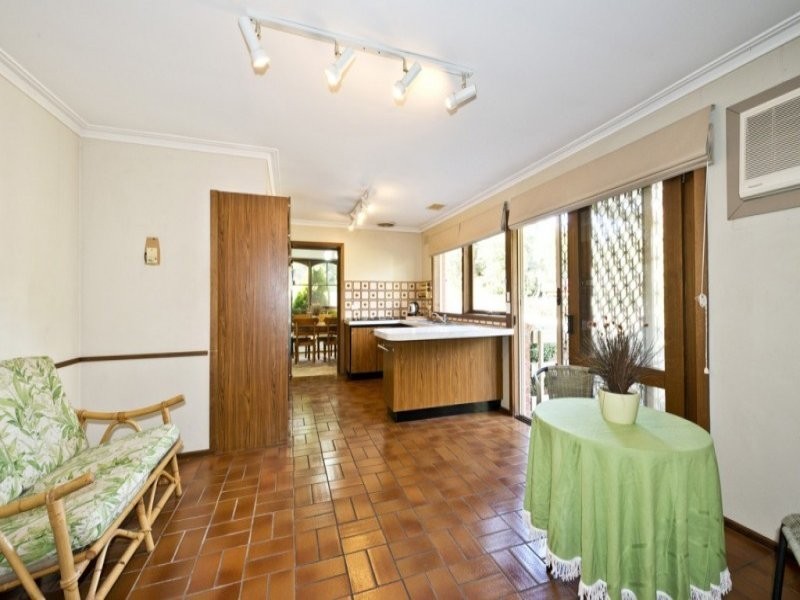 41 Warriparri Crescent, Greensborough VIC 3088