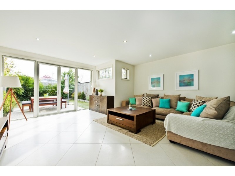 2/184 Gillies Street, Fairfield VIC 3078