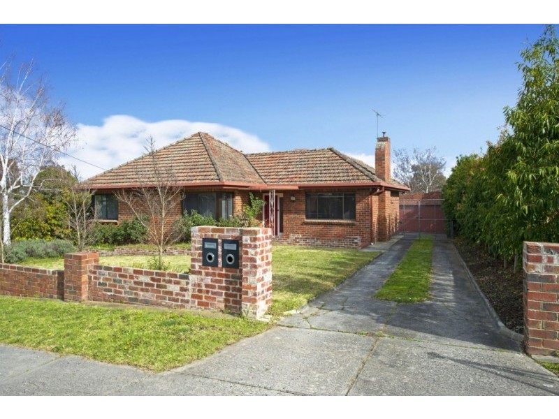 17 Munro Street, Macleod VIC 3085