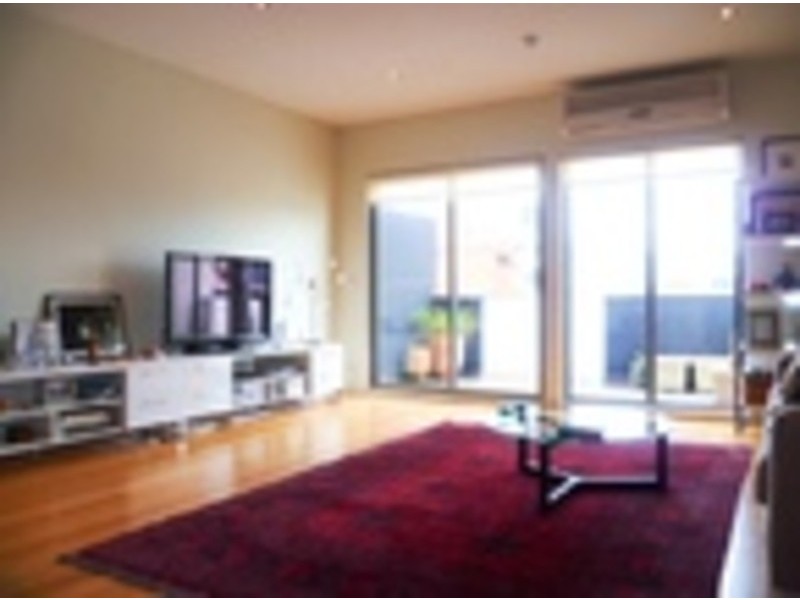 10/1 Kenilworth Parade, Ivanhoe VIC 3079