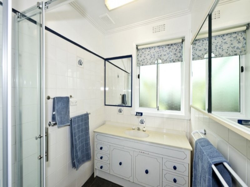 23 Setani Crescent, Heidelberg West VIC 3081