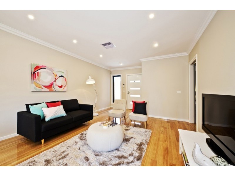 2/13 Grieve Street, Macleod VIC 3085