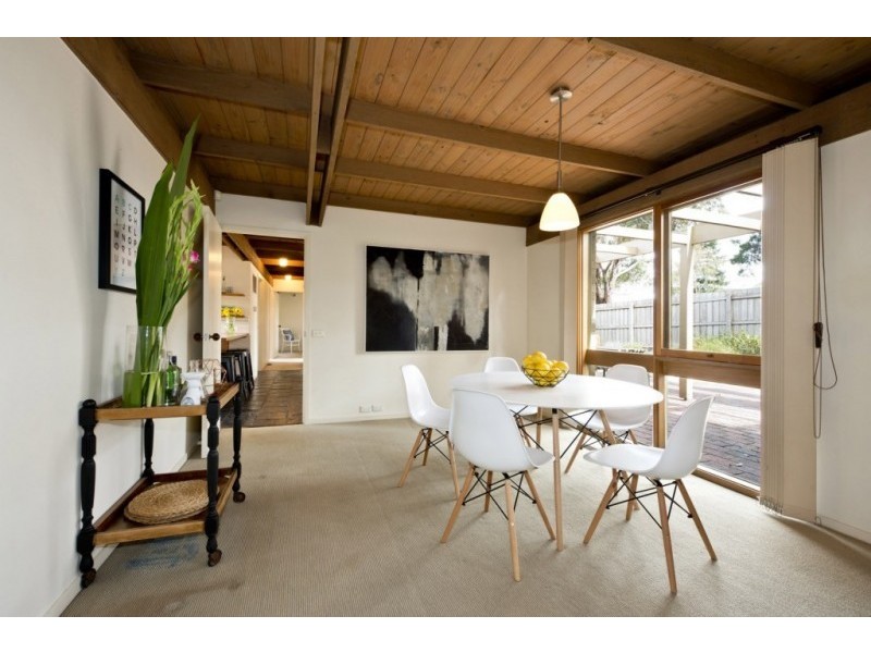 10 Stanton Crescent, Rosanna VIC 3084