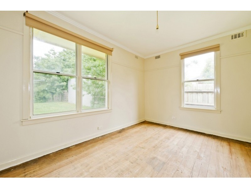 18 Wimpole Crescent, Bellfield VIC 3081