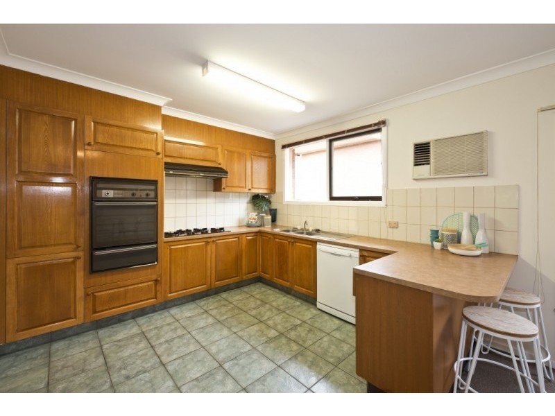 2/111 Studley Road, Eaglemont VIC 3084