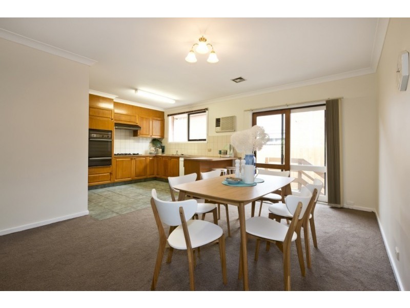 2/111 Studley Road, Eaglemont VIC 3084