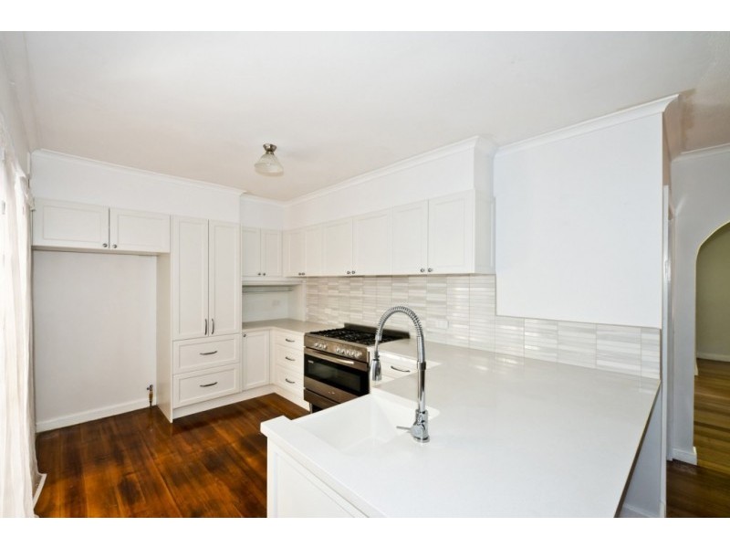 54 Outhwaite Road, Heidelberg Heights VIC 3081