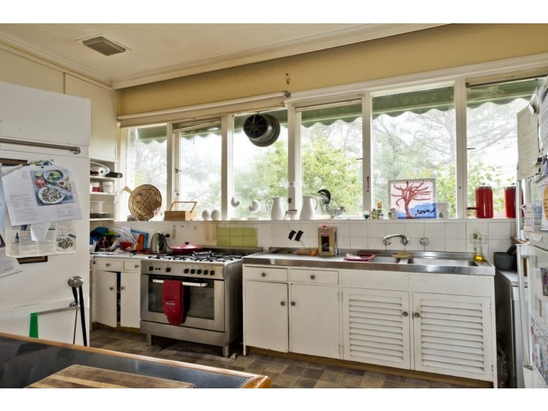 4 & 6 Sylvan Court, Ivanhoe VIC 3079