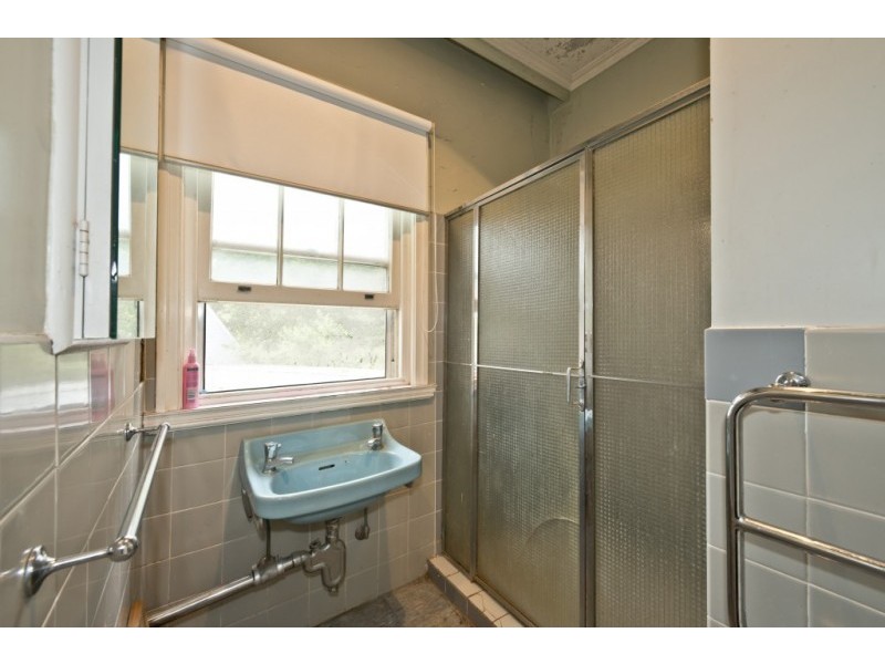4 & 6 Sylvan Court, Ivanhoe VIC 3079