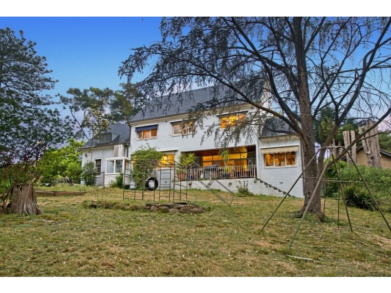 4 & 6 Sylvan Court, Ivanhoe VIC 3079