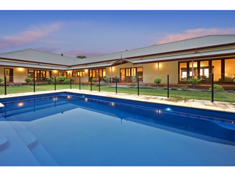 137 Bonds Road, Lower Plenty VIC 3093