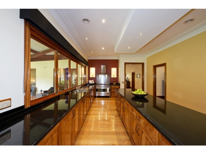 137 Bonds Road, Lower Plenty VIC 3093