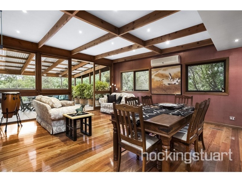 70 Mt Pleasant Road, Eltham VIC 3095