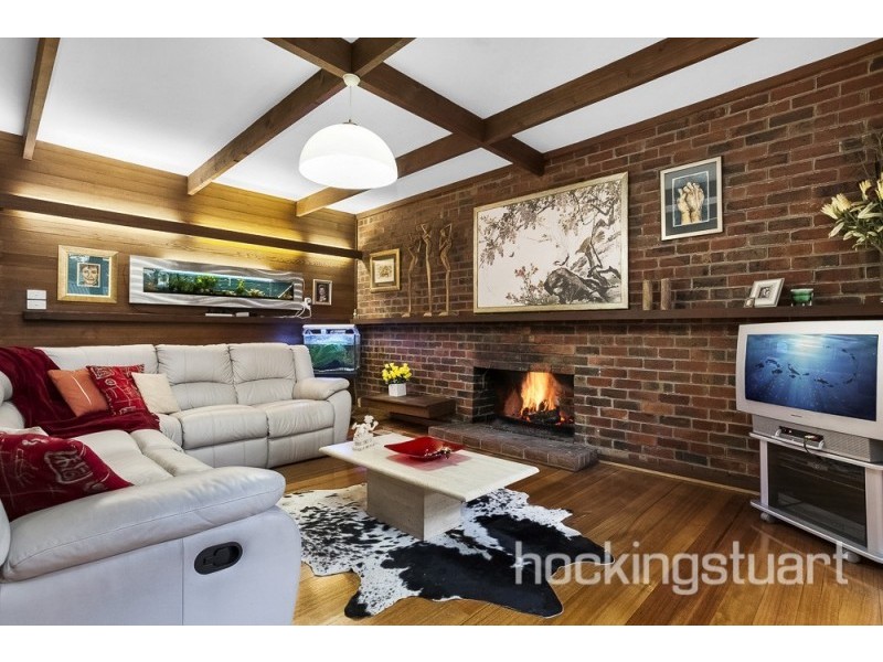 70 Mt Pleasant Road, Eltham VIC 3095