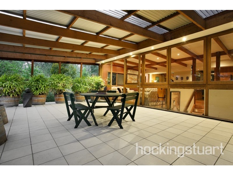 70 Mt Pleasant Road, Eltham VIC 3095