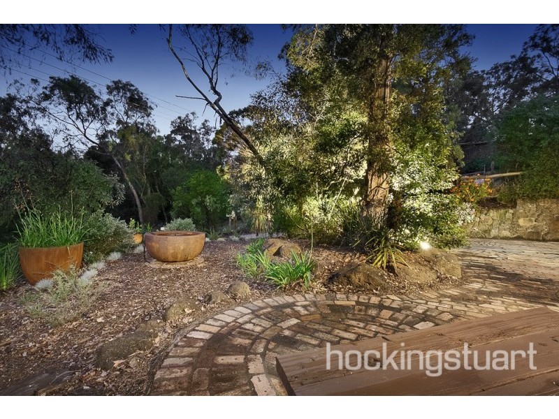 70 Mt Pleasant Road, Eltham VIC 3095