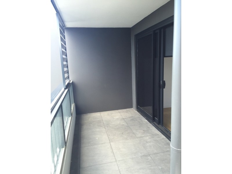 214/5 Sovereign Point Court, Doncaster VIC 3108