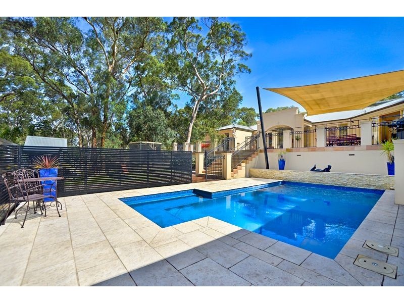 122 Albion Crescent, Greensborough VIC 3088