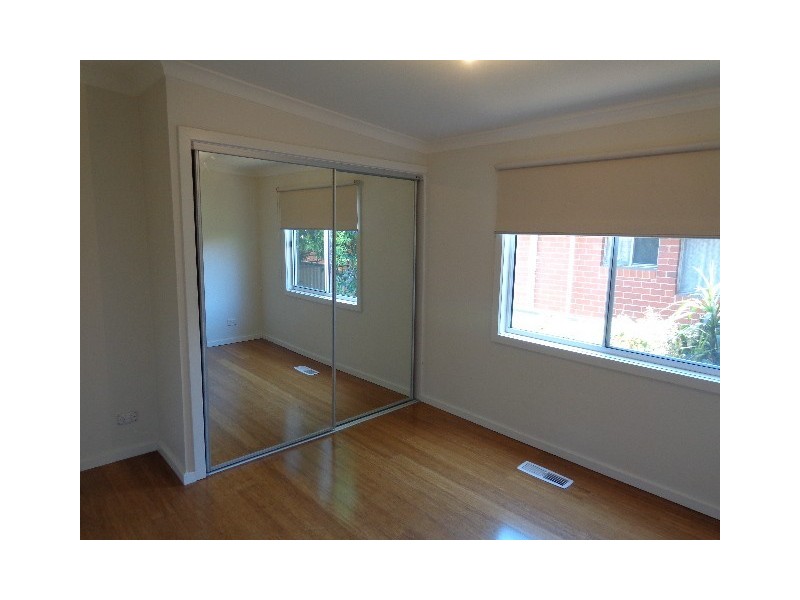 9 Orana Drive, Watsonia VIC 3087