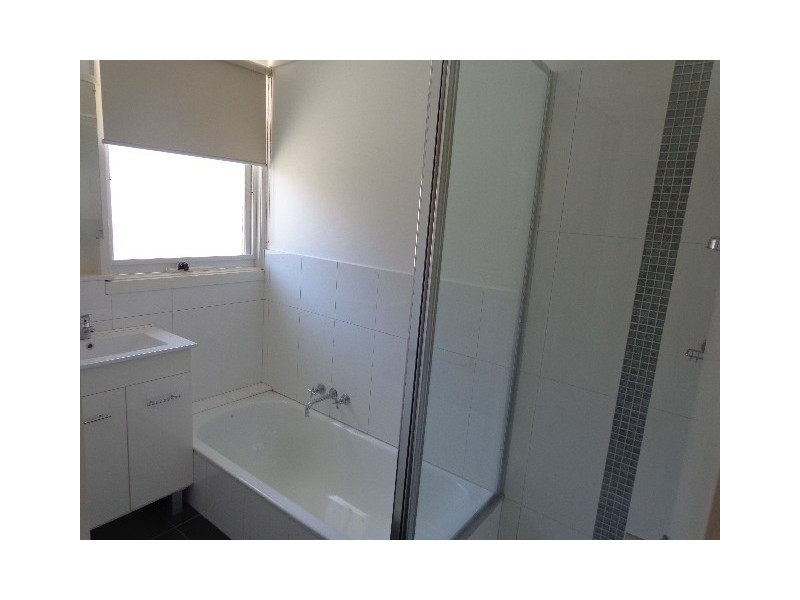 9 Orana Drive, Watsonia VIC 3087