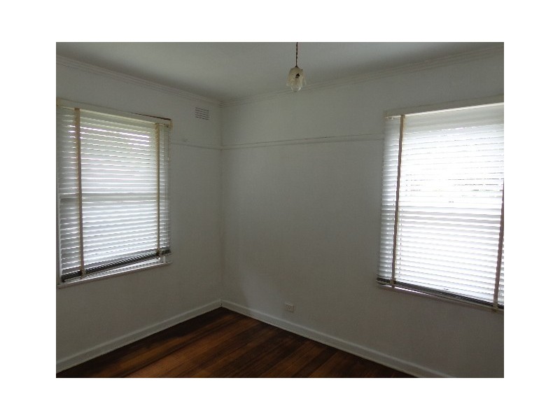 18 Boyd Crescent, Heidelberg West VIC 3081