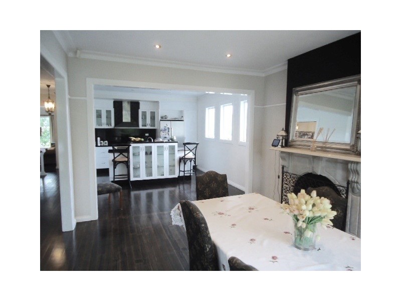 32 Jones Crescent, Rosanna VIC 3084