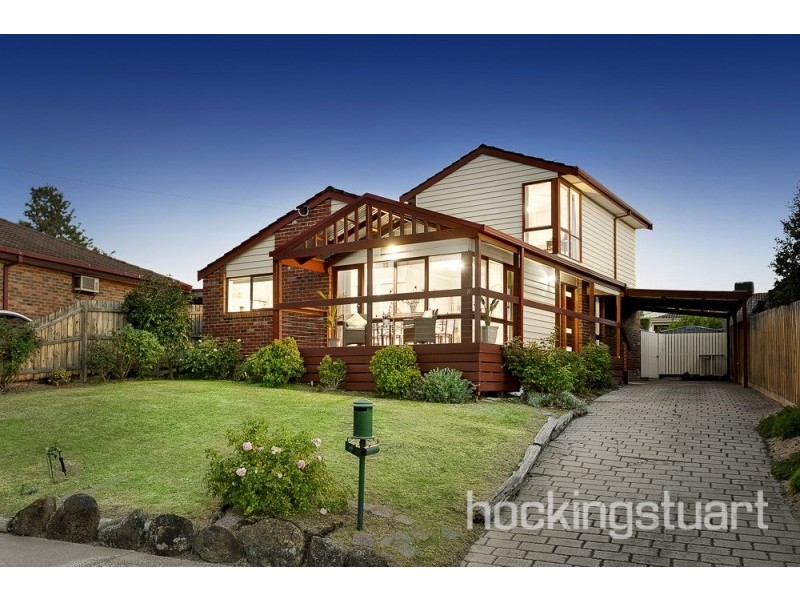 28 Collendina Crescent, Greensborough VIC 3088