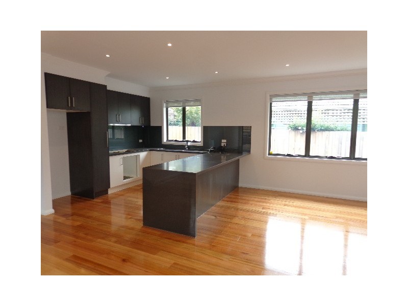 1/30 Curtis Avenue, Watsonia VIC 3087