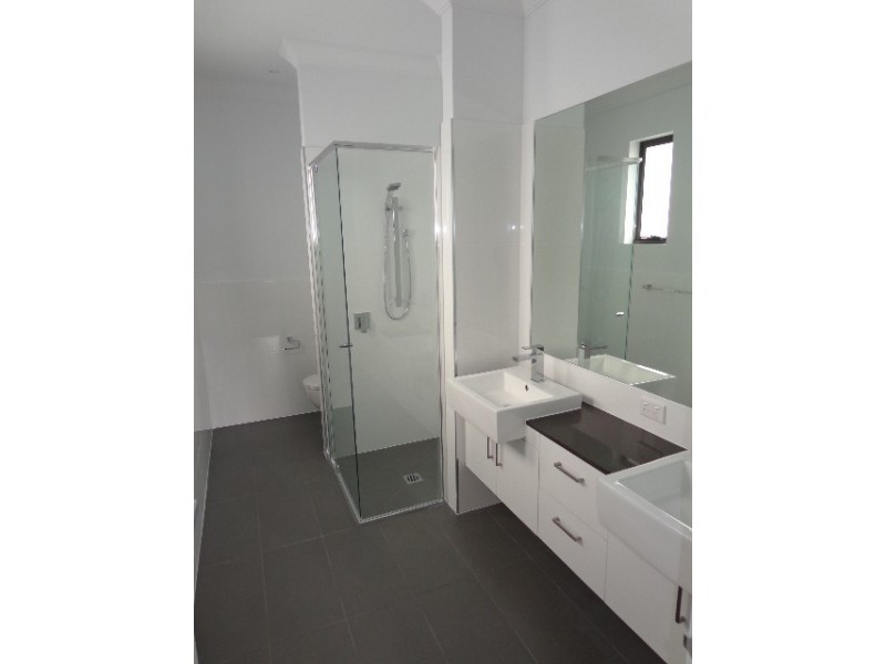 1/30 Curtis Avenue, Watsonia VIC 3087