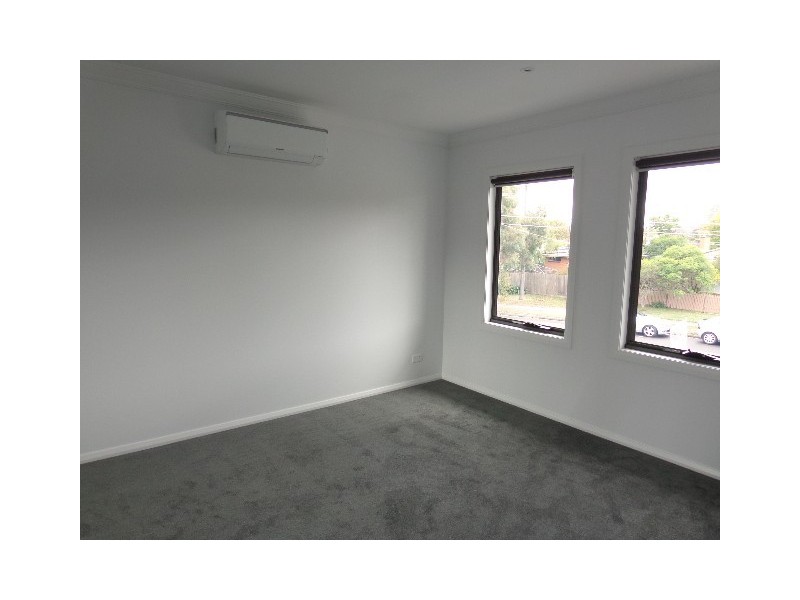 1/30 Curtis Avenue, Watsonia VIC 3087